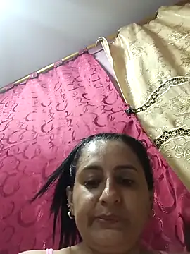 Snapshot of Titiss8921 chatting on 10-25-25, 01:24 Titiss8921 online show from 10-25-25, 01:24