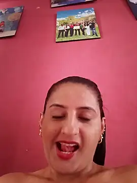 Snapshot of Titiss8921 chatting on 11-07-25, 02:28 Titiss8921 online show from 11-07-25, 02:28