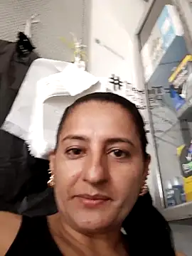 Snapshot of Titiss8921 chatting on 11-08-25, 01:44 Titiss8921 online show from 11-08-25, 01:44