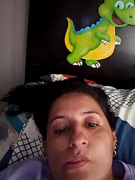 Snapshot of Titiss8921 chatting on 11-15-25, 07:10 Titiss8921 online show from 11-15-25, 07:10