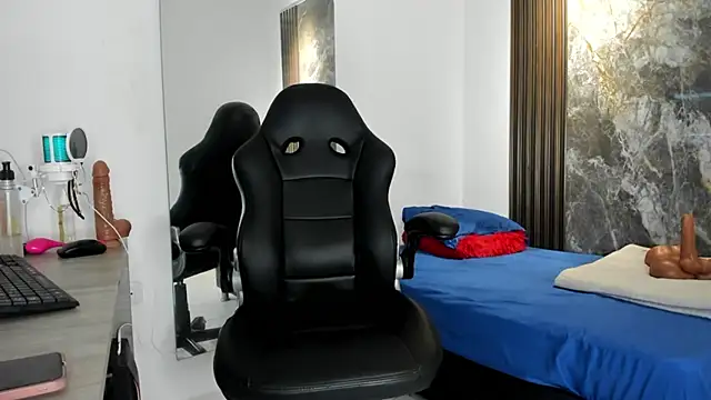 zafina 09 online show from 11-16-25, 10:43