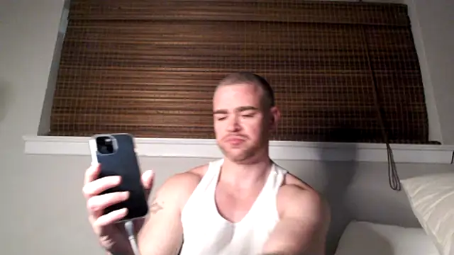 Snapshot of Dallasbest214 chatting on 11-09-25, 07:28 Dallasbest214 online show from 11-09-25, 07:28