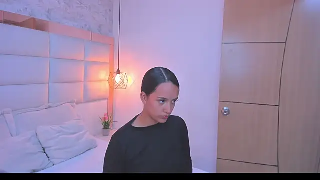 Salome Smitth 1 online show from 04-15-26, 08:09