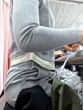 irina hana online show from 12-16-25, 12:59