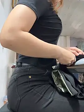 irina hana online show from 03-22-26, 12:14