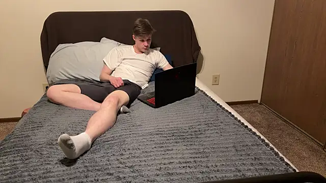 Snapshot of BigIncognitoXXX chatting on 02-11-26, 12:54 BigIncognitoXXX online show from 02-11-26, 12:54