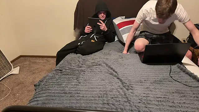 Snapshot of BigIncognitoXXX chatting on 02-12-26, 05:46 BigIncognitoXXX online show from 02-12-26, 05:46