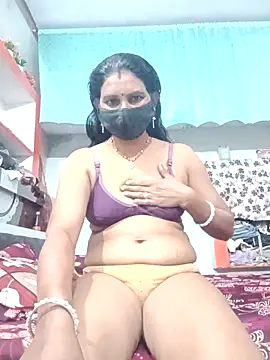 ZIVAA online show from 10-29-25, 04:37