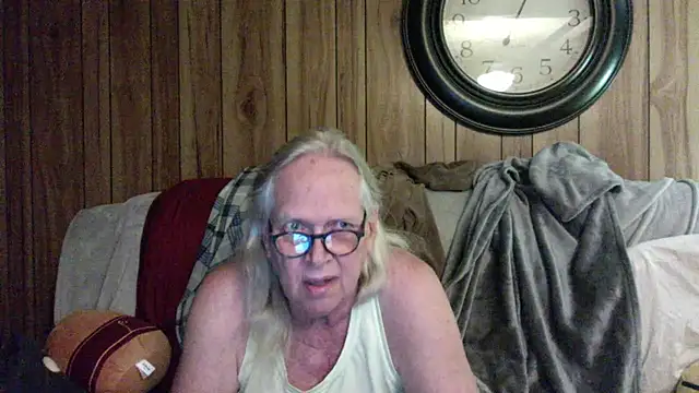 OldLadySara online show from 07-13-26, 12:57