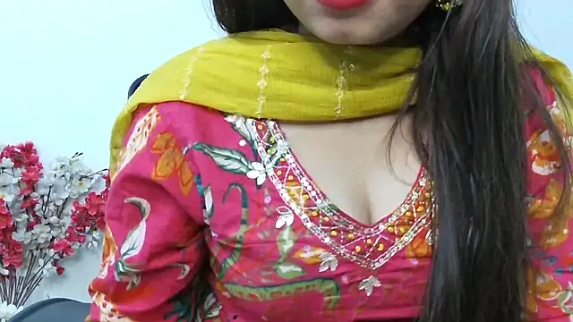 ruby100 online show from 11-14-25, 09:41