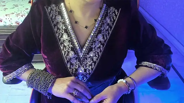 Snapshot of ShylaGill chatting on 12-05-25, 11:30 ShylaGill online show from 12-05-25, 11:30