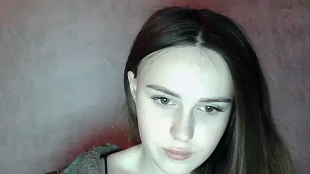 SweetLoraa online show from 04-09-26, 10:26