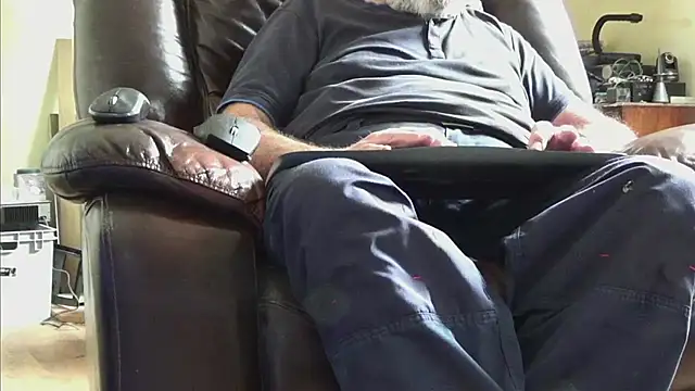 janzer13 online show from 09-17-25, 11:56