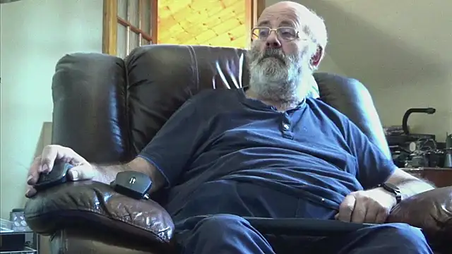 janzer13 online show from 10-06-25, 01:08