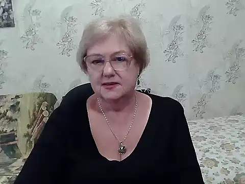 Renata62011 online show from 10-17-25, 11:46
