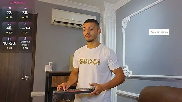 ArturoCardona  online show from 10-07-25, 01:52