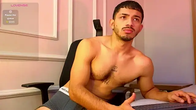 ArturoCardona  online show from 01-15-26, 02:10