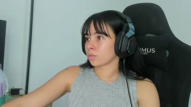 Snapshot of Aishelyng chatting on 01-16-26, 05:11 Aishelyng online show from 01-16-26, 05:11