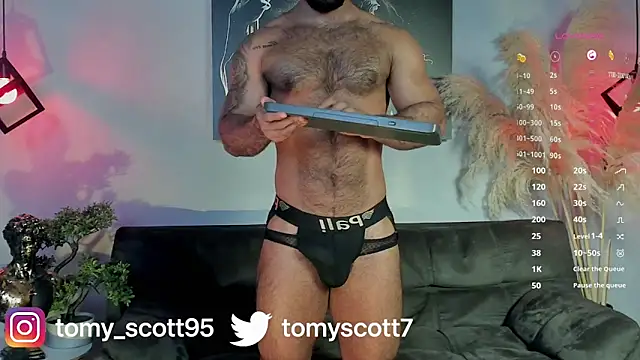 tomy scott online show from 04-10-26, 08:57