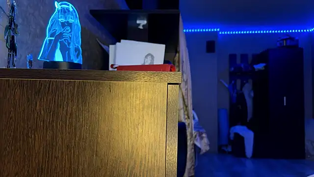 LauretteRagar online show from 09-11-25, 05:46