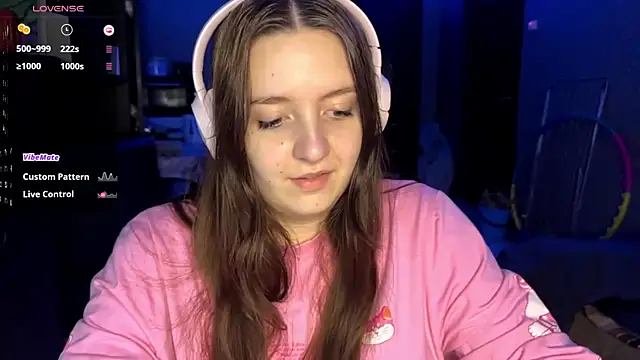 LauretteRagar online show from 09-24-25, 05:16