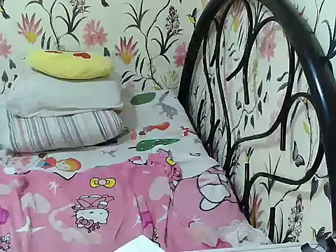 Snapshot of Fantasy_Hugetits31 chatting on 12-16-25, 06:40 Fantasy Hugetits31 online show from 12-16-25, 06:40