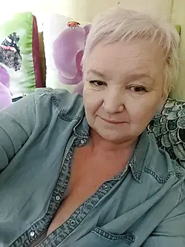 Snapshot of ForgeMeNot51 chatting on 03-01-26, 10:45 ForgeMeNot51 online show from 03-01-26, 10:45