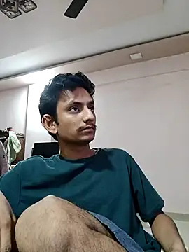 Snapshot of yung_cplz chatting on 09-13-25, 05:35 yung cplz online show from 09-13-25, 05:35