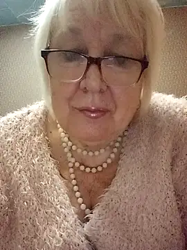 Alexia64231 online show from 11-01-25, 03:36