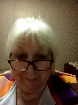 Alexia64231 online show from 11-20-25, 04:07