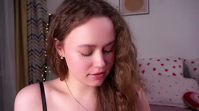 SusannaScholler online show from 04-09-26, 10:15