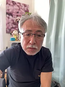 Snapshot of gholly2007 chatting on 01-08-26, 02:58 gholly2007 online show from 01-08-26, 02:58