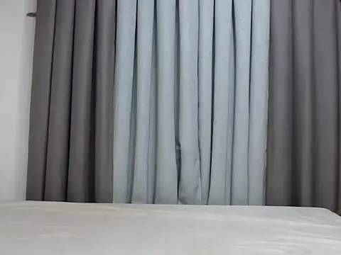 hot emman online show from 10-29-25, 05:42