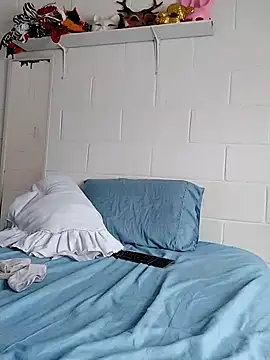 oxxy jean online show from 03-05-26, 01:18