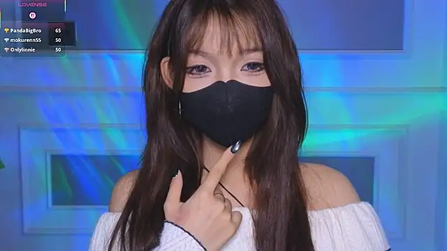      Panda      online show from 03-26-26, 06:35