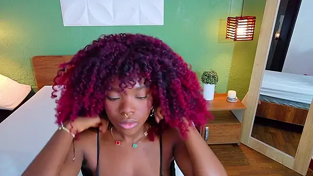 Chocolatte dreams online show from 10-14-25, 12:28