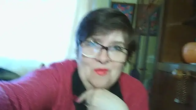 Snapshot of VeronicaGold511 chatting on 04-24-26, 07:00 VeronicaGold511 online show from 04-24-26, 07:00