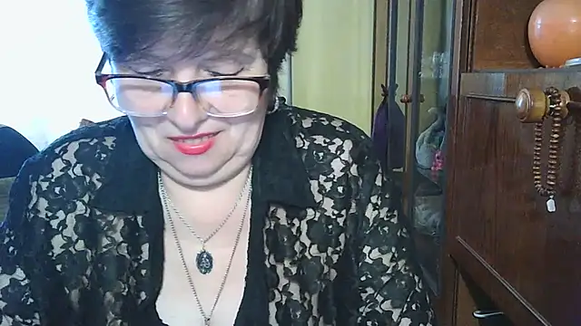 Snapshot of VeronicaGold511 chatting on 05-08-26, 07:03 VeronicaGold511 online show from 05-08-26, 07:03