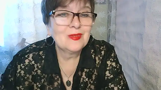 Snapshot of VeronicaGold511 chatting on 06-18-26, 05:51 VeronicaGold511 online show from 06-18-26, 05:51
