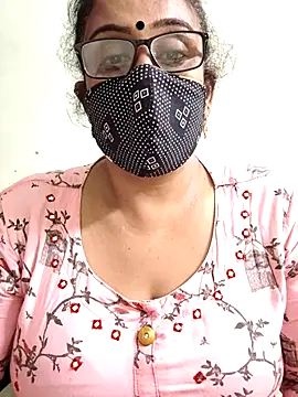 sweet-lotus online show from 09-25-25, 12:53