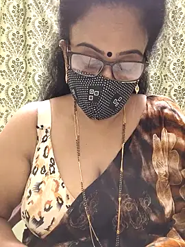 sweet-lotus online show from 09-28-25, 04:34