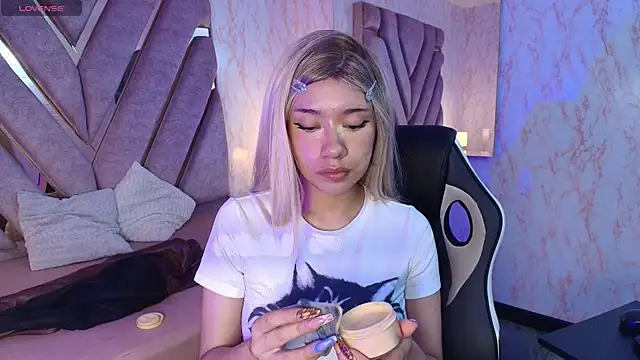 redd pandaa online show from 04-11-26, 04:06