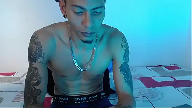 Snapshot of Daniel_laverde chatting on 09-12-25, 07:03 Daniel laverde online show from 09-12-25, 07:03