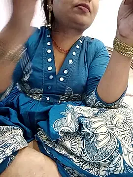 Snapshot of Cute-Janvi20 chatting on 09-28-25, 05:29 Cute-Janvi20 online show from 09-28-25, 05:29