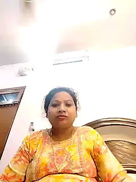 Snapshot of Cute-Janvi20 chatting on 10-05-25, 08:18 Cute-Janvi20 online show from 10-05-25, 08:18