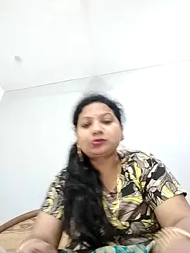 Snapshot of Cute-Janvi20 chatting on 10-10-25, 05:56 Cute-Janvi20 online show from 10-10-25, 05:56