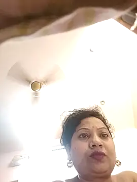 Snapshot of Cute-Janvi20 chatting on 10-22-25, 08:19 Cute-Janvi20 online show from 10-22-25, 08:19