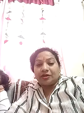 Snapshot of Cute-Janvi20 chatting on 10-28-25, 08:07 Cute-Janvi20 online show from 10-28-25, 08:07