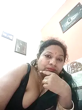 Snapshot of Cute-Janvi20 chatting on 10-28-25, 08:11 Cute-Janvi20 online show from 10-28-25, 08:11