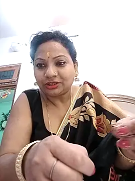 Snapshot of Cute-Janvi20 chatting on 11-04-25, 09:41 Cute-Janvi20 online show from 11-04-25, 09:41